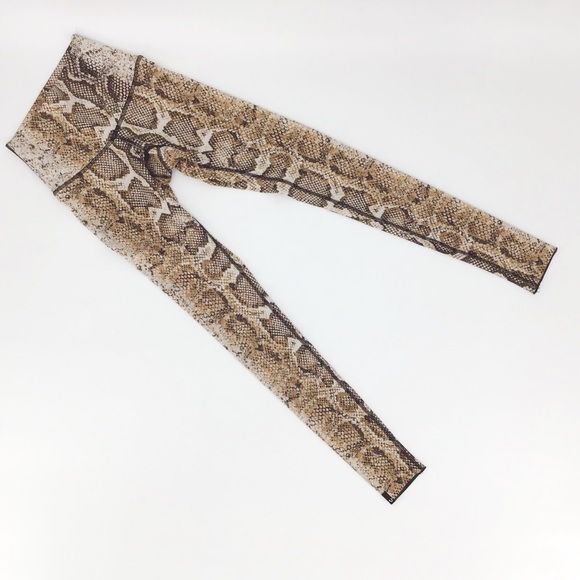 True Religion NWOT High Waisted Python Leggings XS - Picture 3 of 13